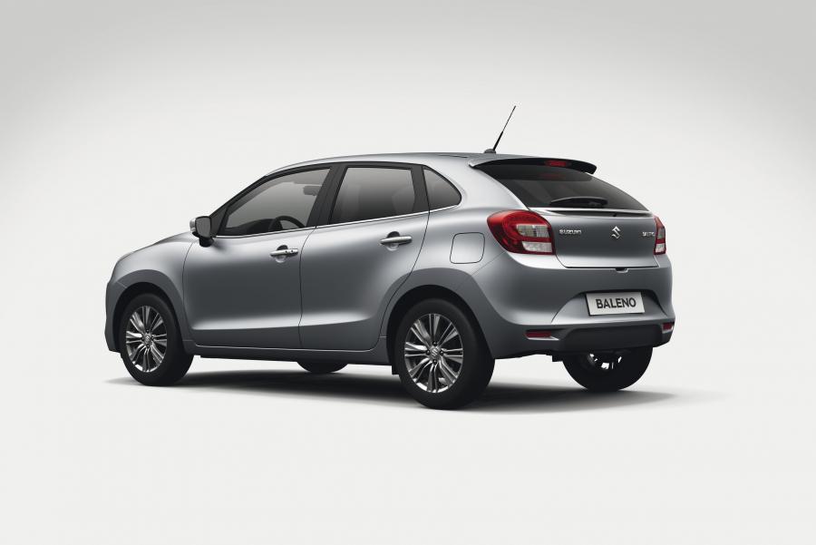  Suzuki Baleno 2015 года  (фото 17 из 29)